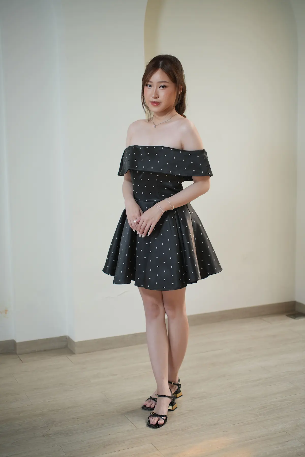 Sewa Dress Photo Shoot Tangerang